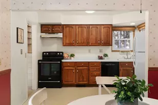 2845 Tomahawk Ct, Middleton, WI 53562 - Photo 11