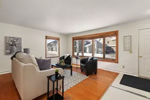 2845 Tomahawk Ct, Middleton, WI 53562 - Photo 3