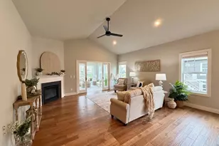 Unit 8 1 Bellflower Dr, DeForest, WI 53532 - Photo 3