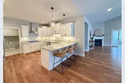 Unit 8.2 Bellflower Drive, DeForest, WI 53532 - Photo 5