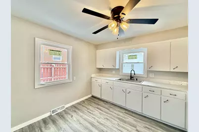 2035-2039 Roosevelt Avenue, Beloit, WI 53511 - Photo 5