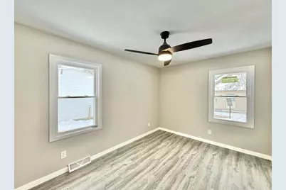 2035-2039 Roosevelt Avenue, Beloit, WI 53511 - Photo 17