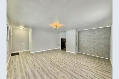 2035-2039 Roosevelt Avenue, Beloit, WI 53511 - Photo 11