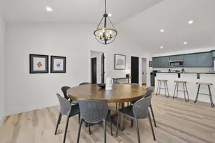 N8620 N Log Cabin Ct, New Lisbon, WI 53950 - Photo 13