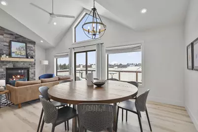 N8620 N Log Cabin Court, New Lisbon, WI 53950 - Photo 9