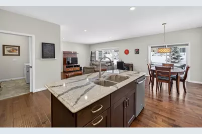 9329 Cobalt Street, Middleton, WI 53562 - Photo 7