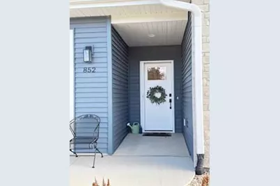 N852 Golf Road #5, Prairie Du Sac, WI 53578 - Photo 3