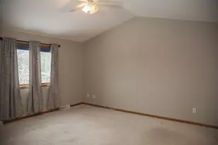 1045 Saddle Ridge, Portage, WI 53901 - Photo 11