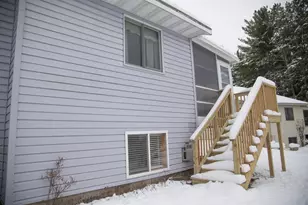 1045 Saddle Ridge, Portage, WI 53901 - Photo 25