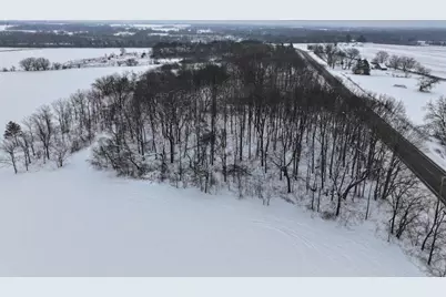 6644 W State Road 81, Beloit, WI 53511 - Photo 9