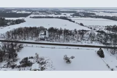 6644 W State Road 81, Beloit, WI 53511 - Photo 5