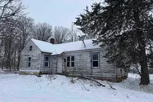 6644 W State Road 81, Beloit, WI 53511 - Photo 39