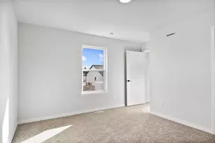 365 Lilac Ln, Stoughton, WI 53589 - Photo 23