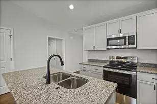 1408 Lilac Ln, Stoughton, WI 53589 - Photo 7