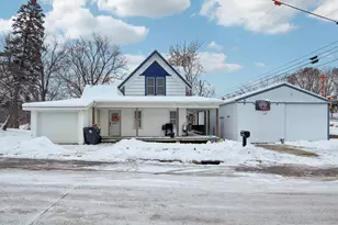 203 Sheldon St, Cambridge, WI 53523 - Photo 1