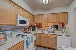 1403 Whispering Pines Way, Fitchburg, WI 53713 - Photo 13