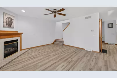 809 Southbound Drive, DeForest, WI 53532 - Photo 5