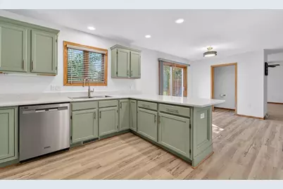 809 Southbound Drive, DeForest, WI 53532 - Photo 11