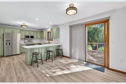 809 Southbound Drive, DeForest, WI 53532 - Photo 7