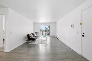 4318 Melody Ln, Madison, WI 53704 - Photo 15