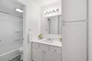 4318 Melody Ln, Madison, WI 53704 - Photo 13