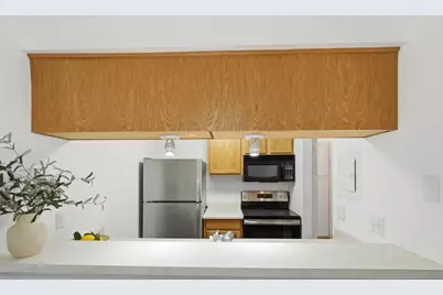 4318 Melody Lane #104, Madison, WI 53704 - Photo 5