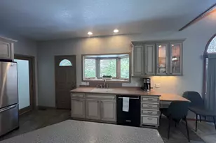 N6921 S Sandstone Dr, Mauston, WI 53948 - Photo 7