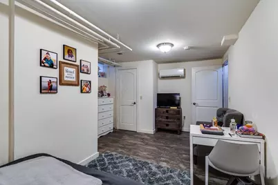 401 Wisconsin Avenue, Madison, WI 53703 - Photo 59