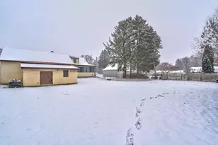 623 Hamilton St, Columbus, WI 53925 - Photo 7