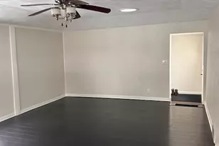 401 E 6th Ave, Brodhead, WI 53520 - Photo 9