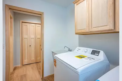 1618 Michigan Avenue, Wisconsin Dells, WI 53965 - Photo 17