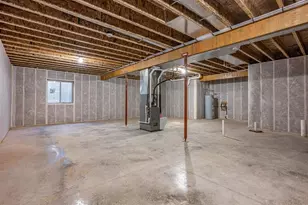 1618 Michigan Ave, Wisconsin Dells, WI 53965 - Photo 39