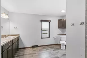 1325 Josephine St, Janesville, WI 53545 - Photo 5