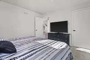 505 W Green St, Watertown, WI 53098 - Photo 11