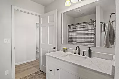 505 W Green Street, Watertown, WI 53098 - Photo 9