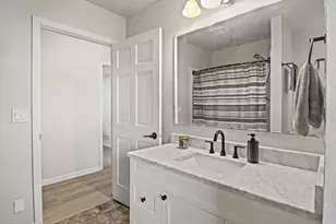 505 W Green St, Watertown, WI 53098 - Photo 9