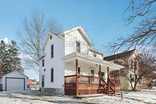 1215 10th St, Monroe, WI 53566 - Photo 3