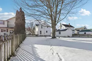 1215 10th St, Monroe, WI 53566 - Photo 29