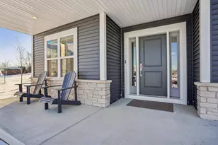 835 Mocha Wy, Verona, WI 53593 - Photo 3