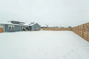 364 S 7th St, Janesville, WI 53536 - Photo 43