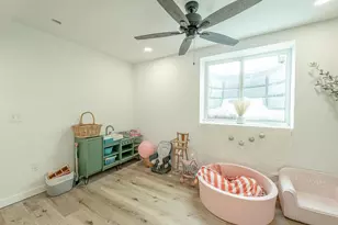 364 S 7th St, Janesville, WI 53536 - Photo 33