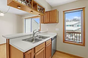 6829 Raymond Rd, Madison, WI 53719 - Photo 11
