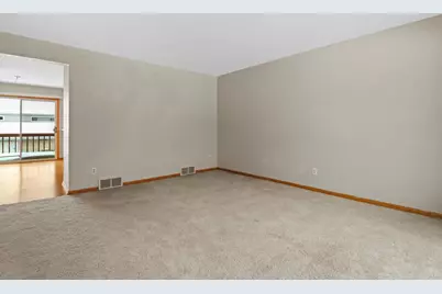 6829 Raymond Road, Madison, WI 53719 - Photo 5