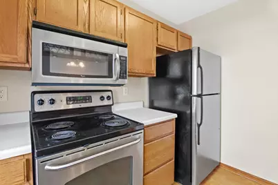 6829 Raymond Road, Madison, WI 53719 - Photo 13