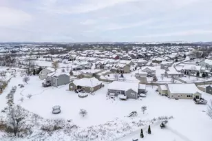 6662 Dusky Glen, Windsor, WI 53598 - Photo 5