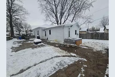 321 E Carroll Street, Portage, WI 53901 - Photo 23