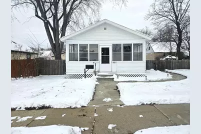 321 E Carroll Street, Portage, WI 53901 - Photo 3