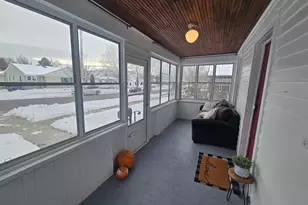 321 E Carroll St, Portage, WI 53901 - Photo 5