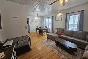 321 E Carroll St, Portage, WI 53901 - Photo 7