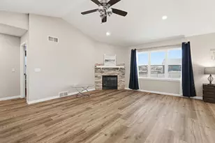 2148 Cambridge Ct, Reedsburg, WI 53959 - Photo 3